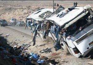 آخرین وضعیت مصدومان واژگونی اتوبوس محور فیروزآباد – کوار | ۵ نفر هنوز بستری‌اند